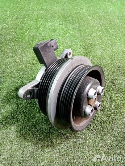 Помпа Volkswagen Golf 6 cavd (1.4T) 2010