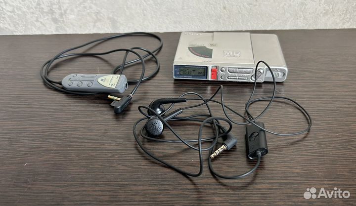 Плеер минидисковый Sony MZ-R37