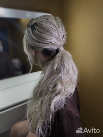 Стилист по волосам