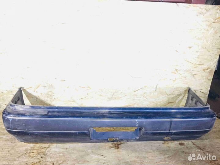 Бампер задний Nissan Laurel C33 Синийцарапиныдефек