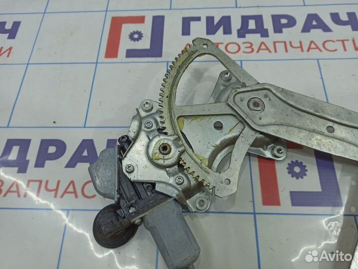 Стеклоподъемник электрический задний правый Lexus