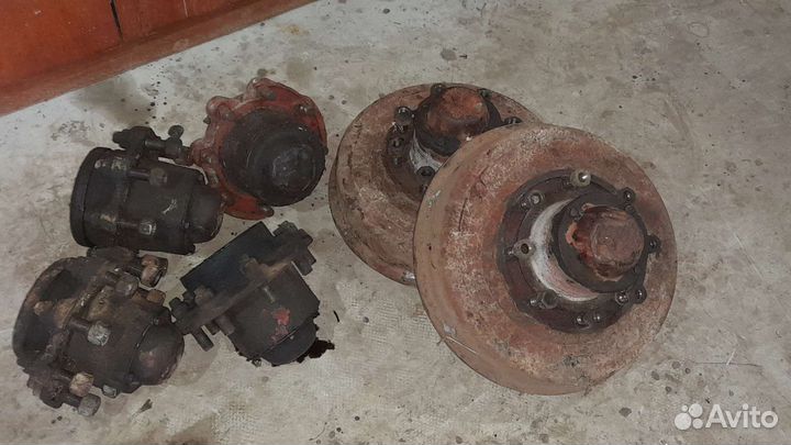 Ступици телеги 2птс4 в сборе