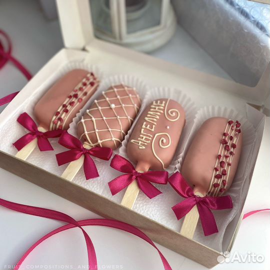 Мини эскимо, пирожные, подарки