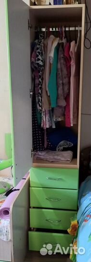 Детская мебель,кровать и шкаф