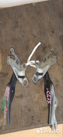 Крепление капота, петли капота, кронштейн капота