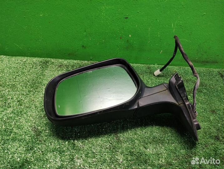 Зеркало левое Toyota Auris E150 2009