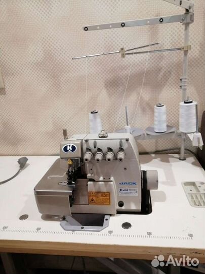 Оверлок промышленный