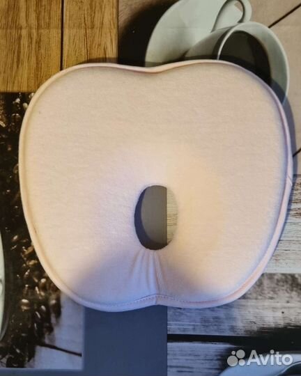 Подушка ортопедическая для новорожденных