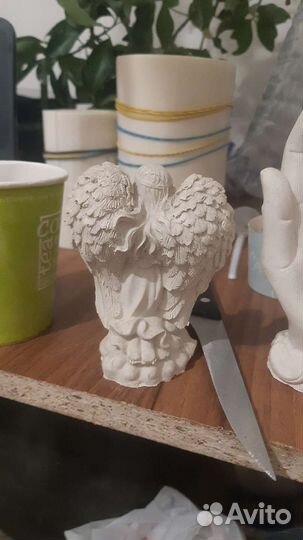 Статуэтка из гипса Ангел