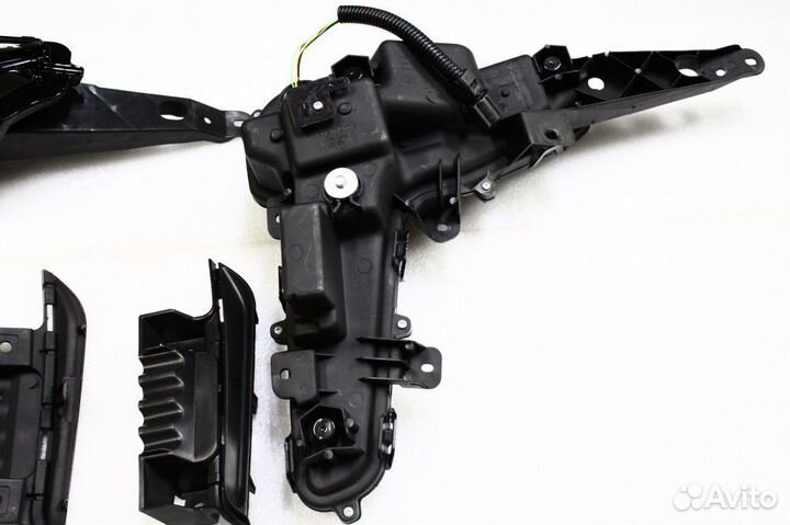 LX570 / LX450d 2016+ Туманки Black Vision G6OA3