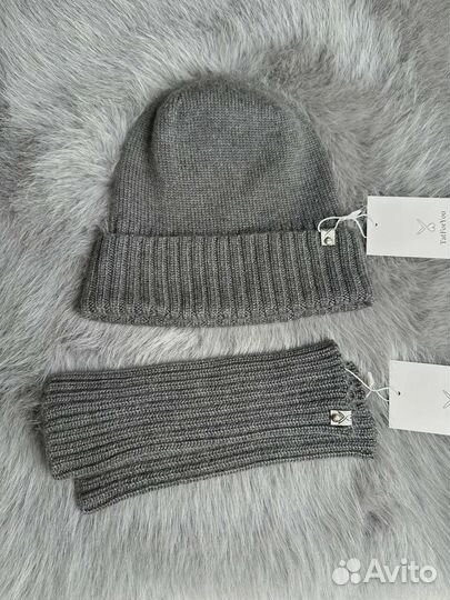 Шапка бини и варежки