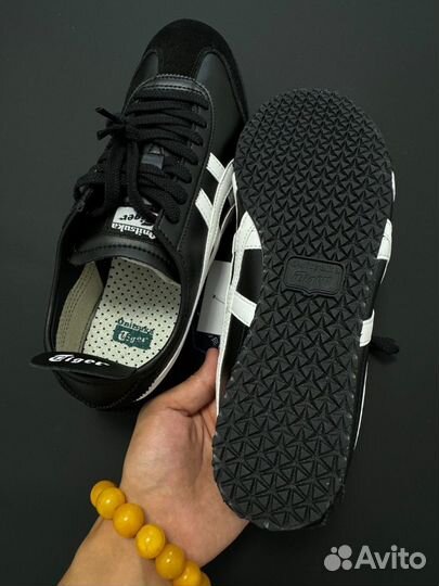 Onitsuka Tiger Mexico 66 Black White