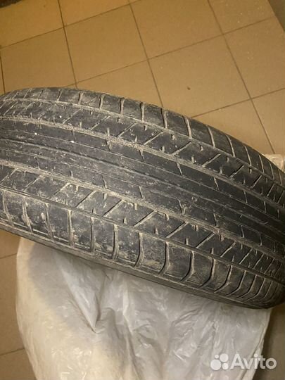 Yokohama Y756 215/65 R16