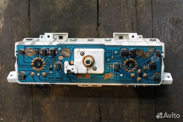 Mitsubishi delica L300 Приборная панель