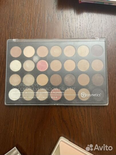 Палетка теней для глаз morphe