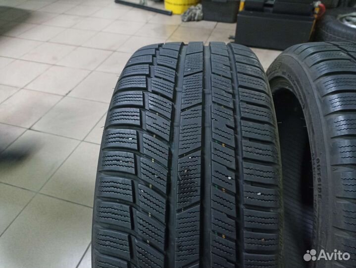 Toyo Snowprox S954 245/40 R18 97V