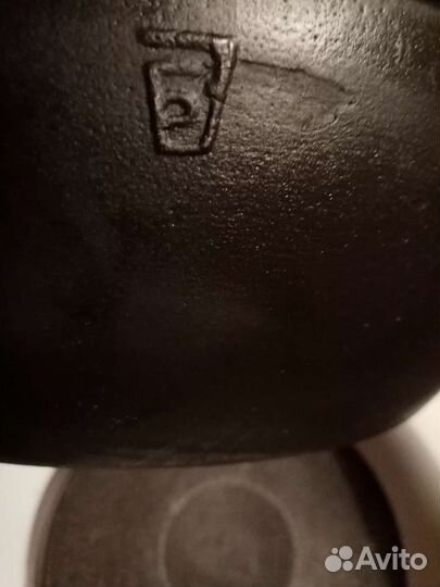 Чугунная скоорода