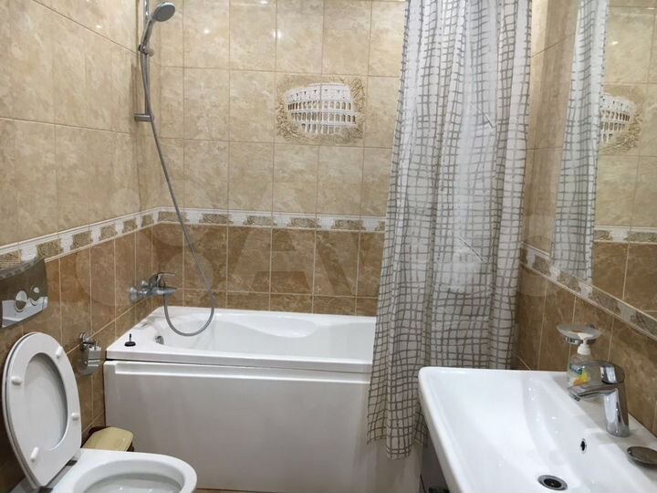 2-к. квартира, 100 м², 3/21 эт.