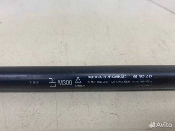 Амортизатор двери багажника Chevrolet Spark M300 2