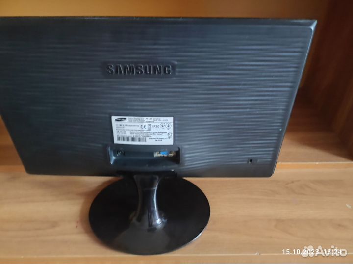 Монитор Samsung