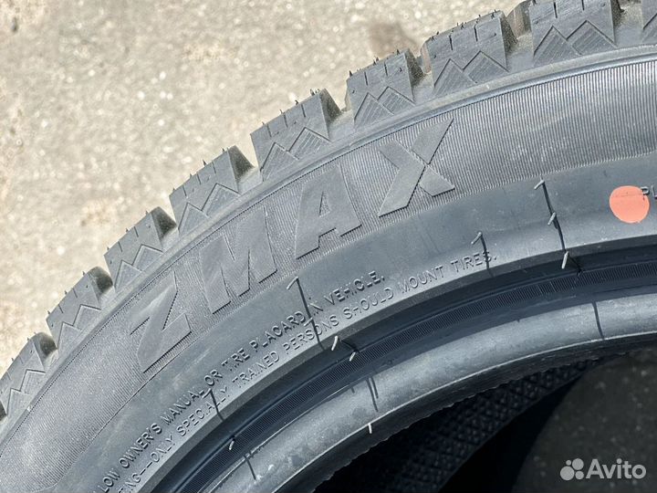 Zmax Winternova Stud II 245/40 R19 97U