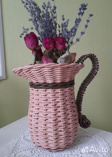 Кувшины плетеные