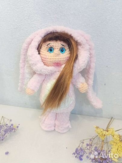 Кукла в костюме зайчика - интерьерная игрушка