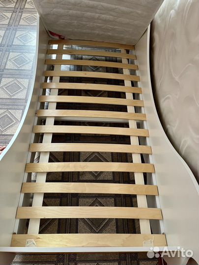 Детская кровать карета