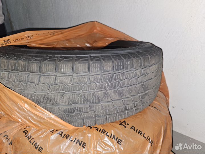 Yokohama Ice Guard G075 215/65 R17