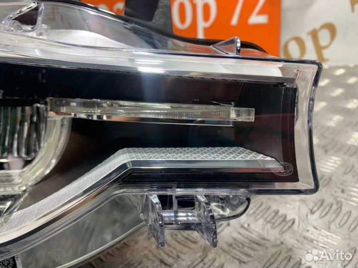 Фара передняя правая Bmw 3 F30