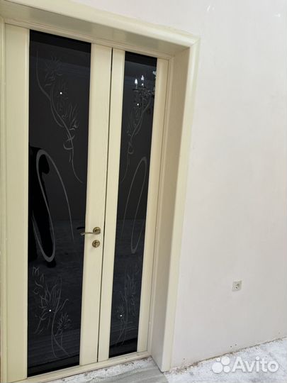 Дверь белая ясень