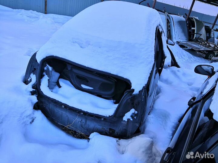 Двигатель Nissan Primera P12 2003 1.8 МКПП