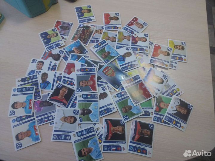 Наклейки стикеры Panini Toops