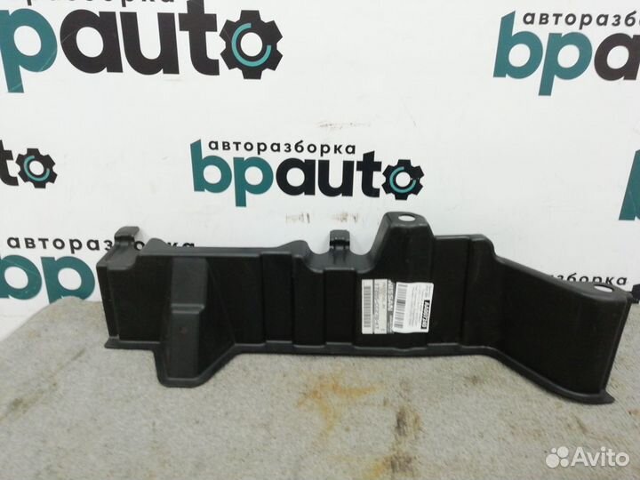 Пыльник кузова правый 17285-CC27B-KT Nissan Murano