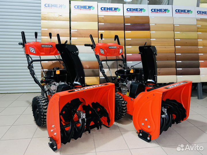 Снегоуборщик бензиновый Honda HSS 13лс