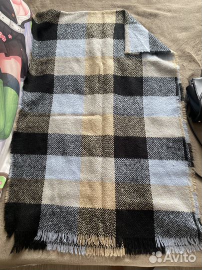 Шарфы и палантины