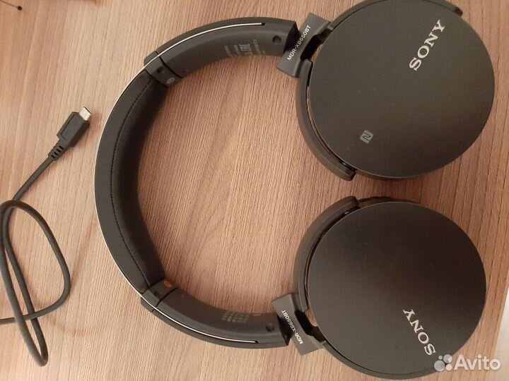 Беспроводные наушники sony