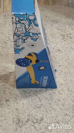 Новый самокат, со светящимися колёсами