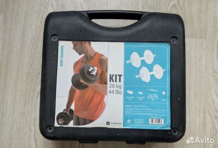 Продам гантели разборные в кейсе