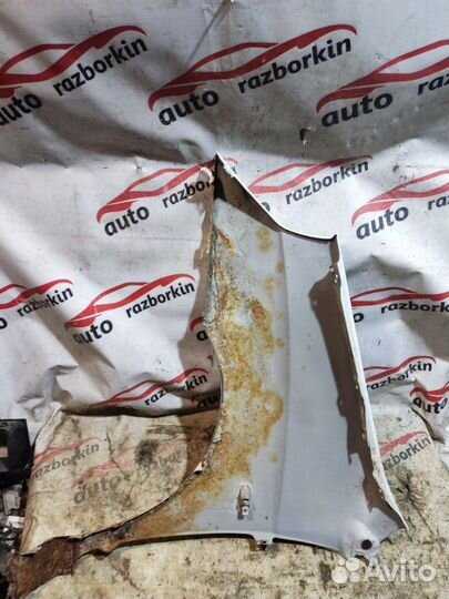 Крыло переднее Mitsubishi Dingo CQ2 4G15 2001