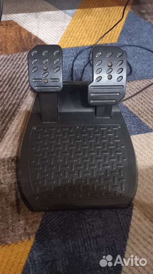 Гоночный руль Thrustmaster Ferrari GT Experience