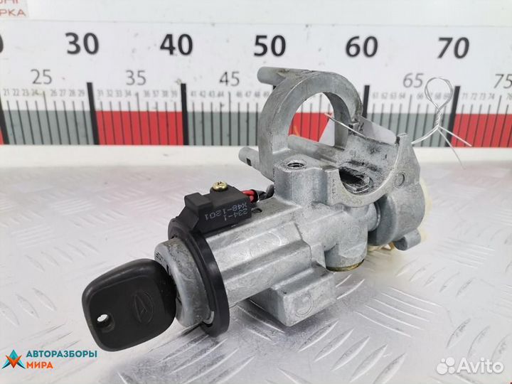 Замок зажигания Daihatsu Charade 2004