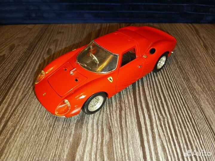 Модель HOT wheels Ferrari 250 LM