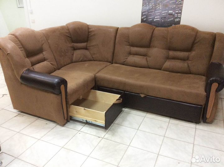 Диван угловой 