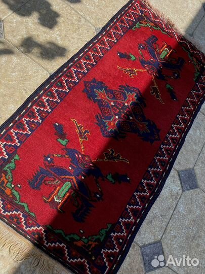 Старинный ковер ручной работы