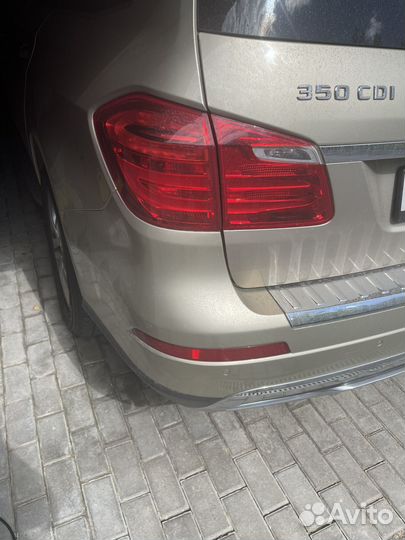 Задний бампер в сборе