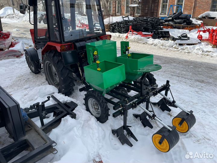 Картофелесажалка для минитрактора
