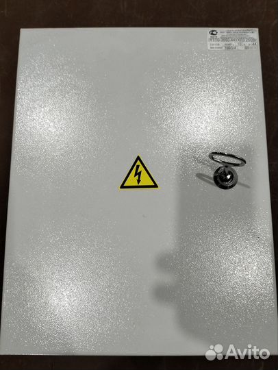 Распределительный щиток с понижающим трансформатор