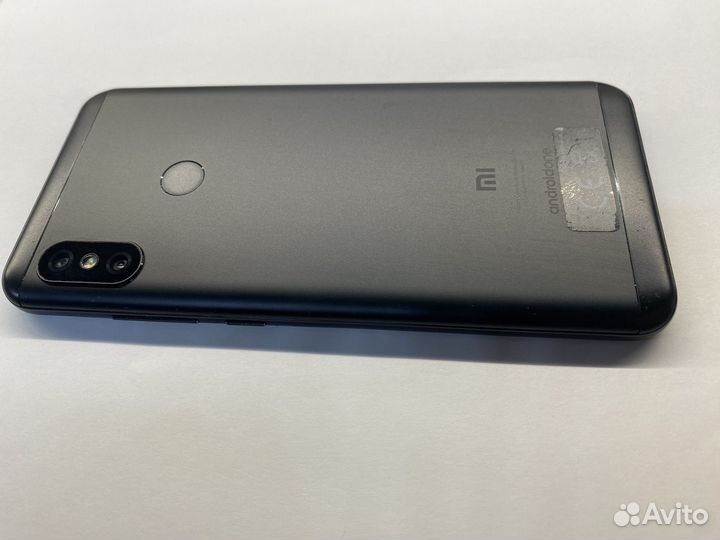 Xiaomi Mi A2 Lite Android One, 4/64 ГБ