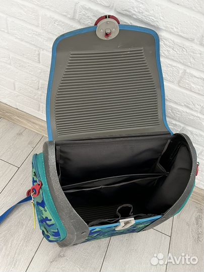 Ранец школьный, спортивная сумка, пенал, кошелек